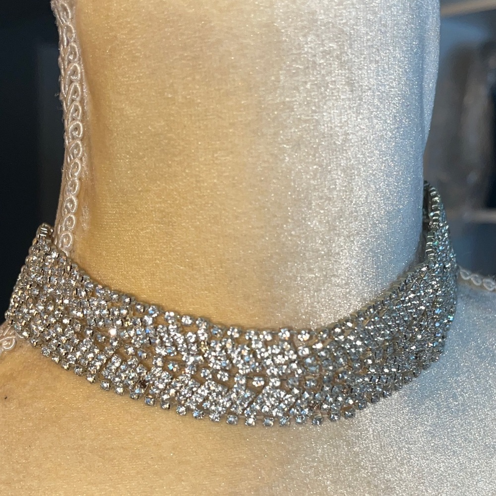 Fake Diamonds metal Choker